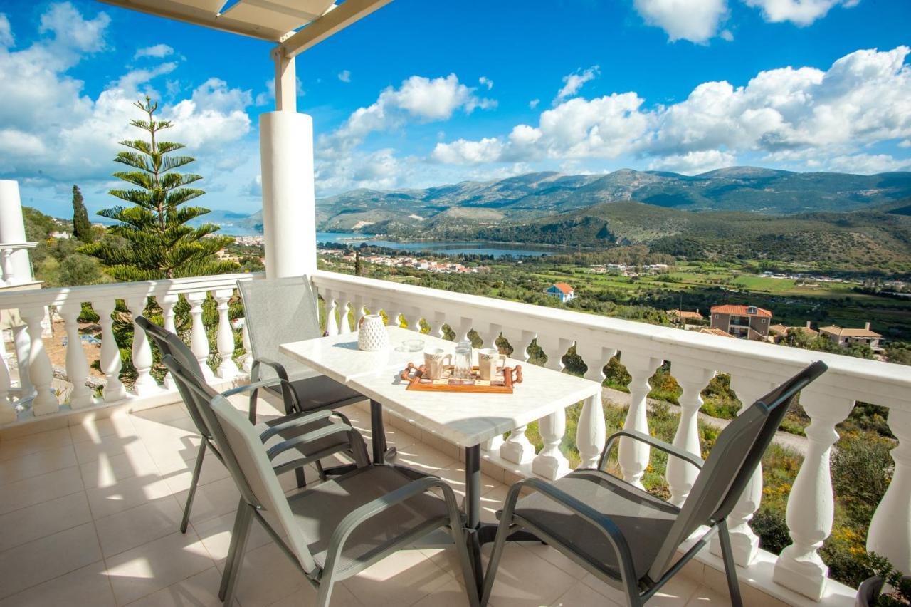 Nikos Apartments Spacious And Panoramic 아르고스톨리온 외부 사진
