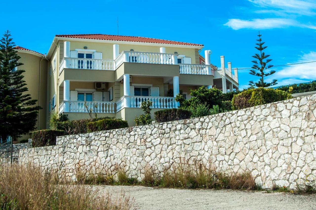Nikos Apartments Spacious And Panoramic 아르고스톨리온 외부 사진